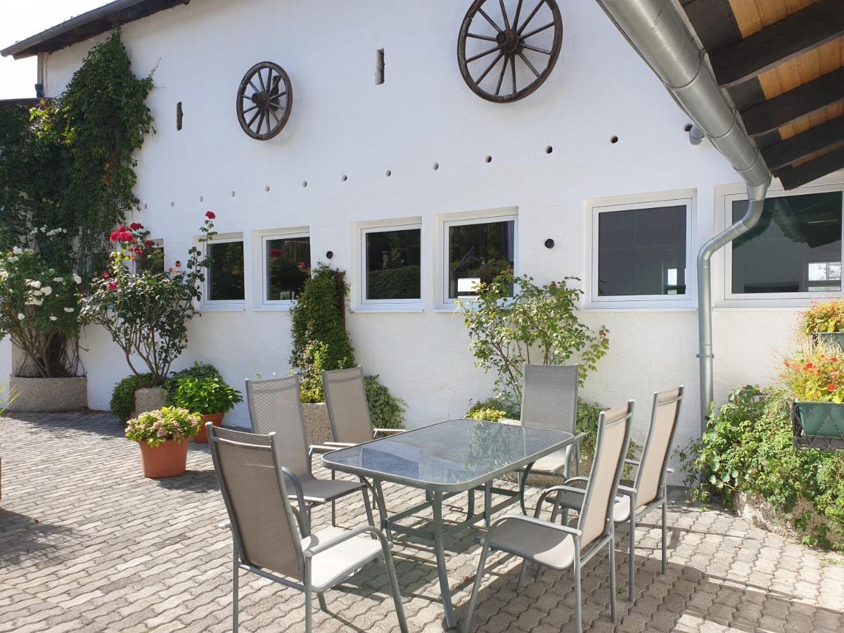 Ferienwohnung Christina Hinterweiler Exterior photo